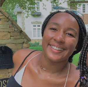 Meet your Posher, Ava